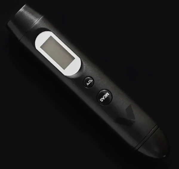 Subminimal Contactless Thermometer 1 Subminimal Contactless Thermometer